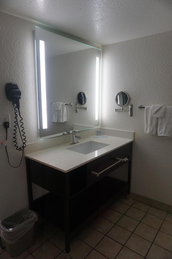 SureStay Hotel By Best Western Phoenix Airport - thumb 32