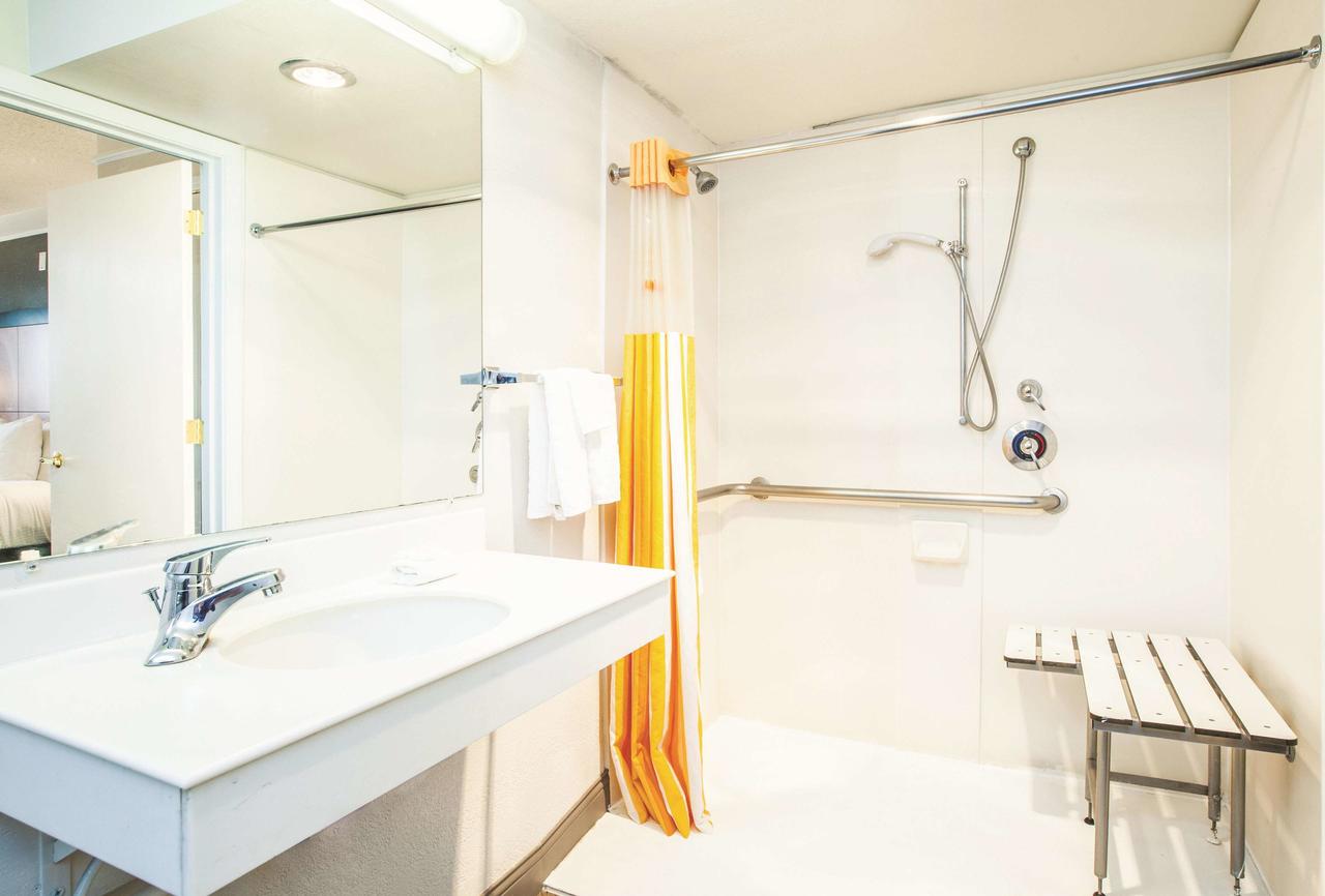 La Quinta Inn By Wyndham Tucson East - thumb 2