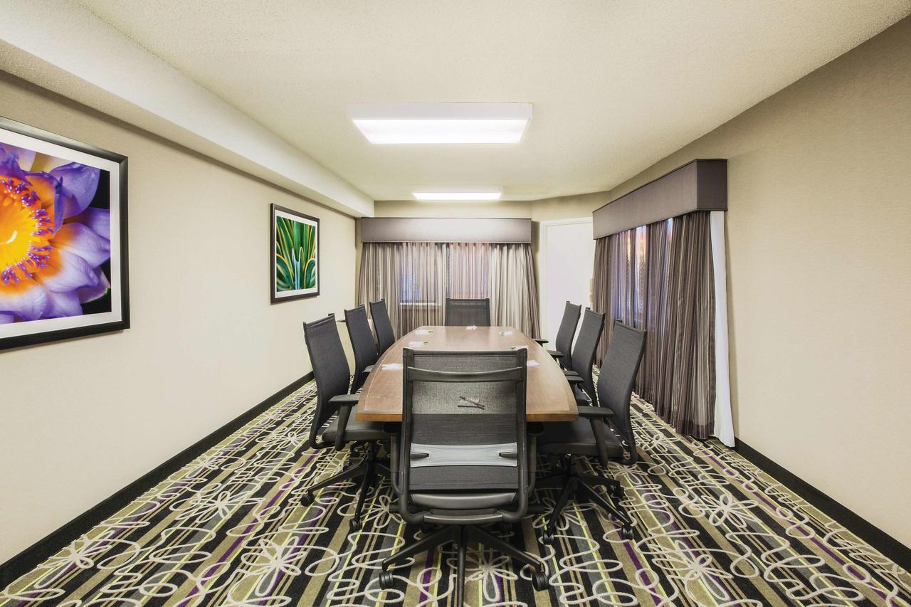 La Quinta Inn By Wyndham Tucson East - thumb 26