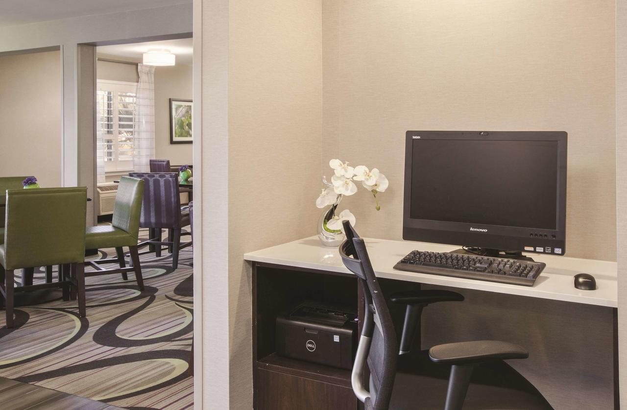 La Quinta Inn By Wyndham Tucson East - thumb 16