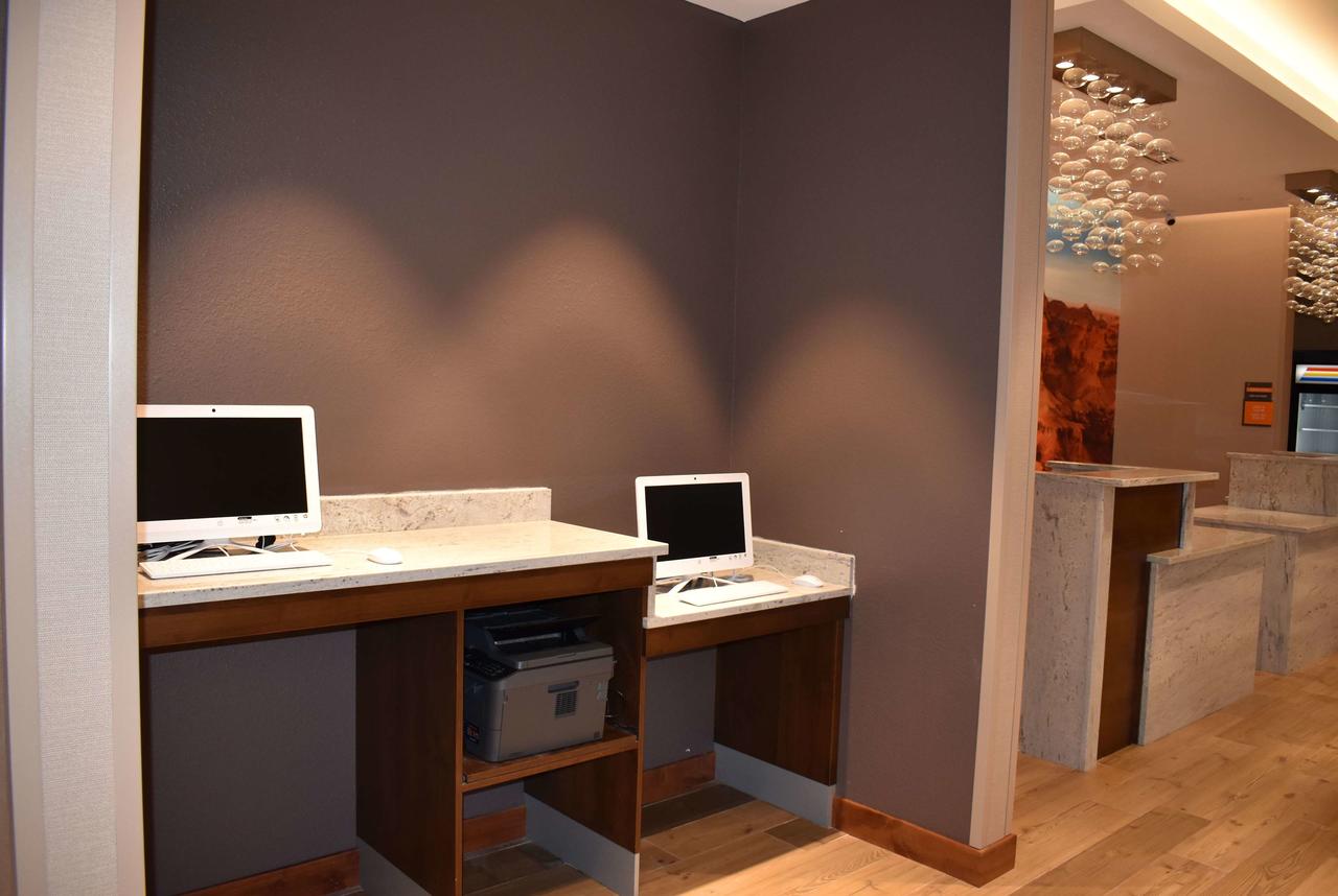 La Quinta By Wyndham Flagstaff East I-40 - thumb 21