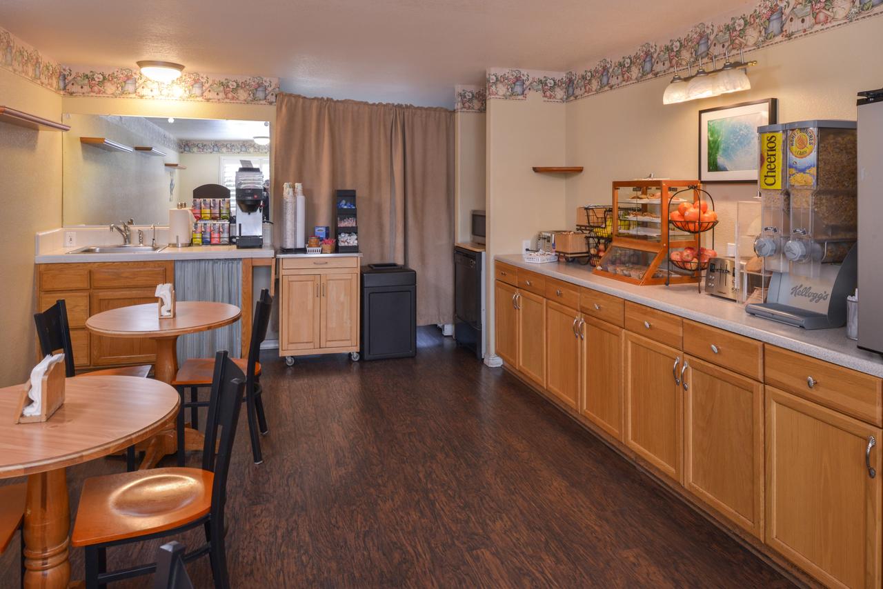 Cayucos Beach Inn - thumb 10