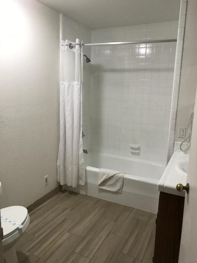 Americas Best Value Inn And Suites -Yucca Valley - thumb 35