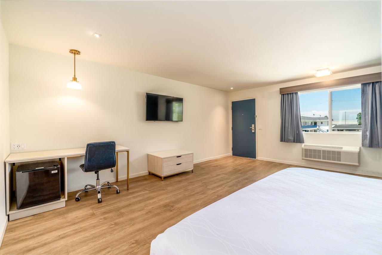 Trend Hotel At LAX Airport - thumb 15