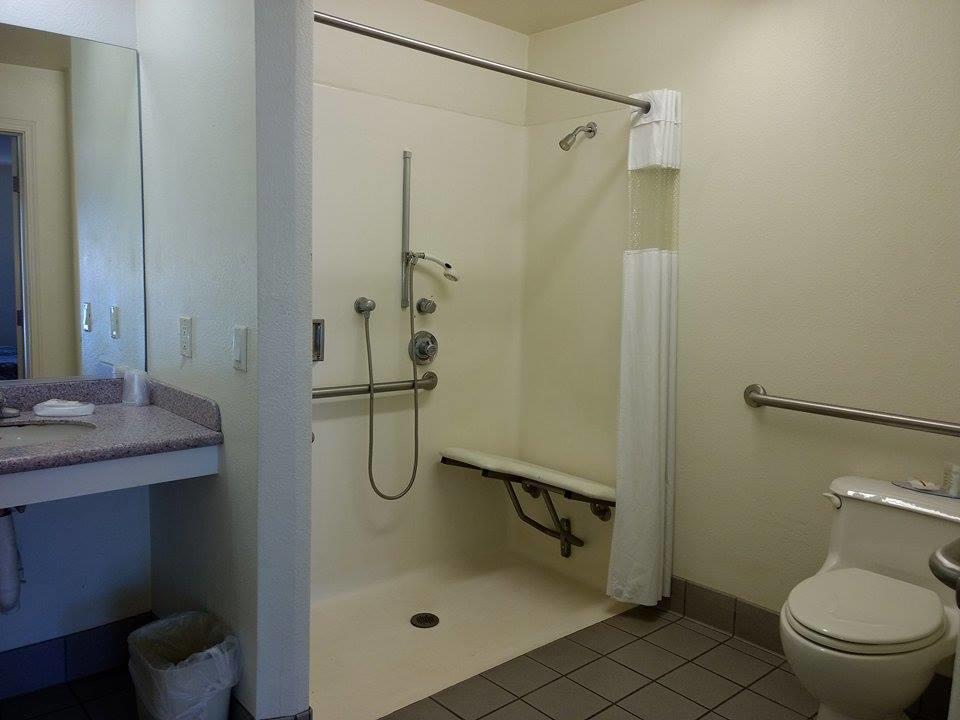 Travelers Motel - thumb 25