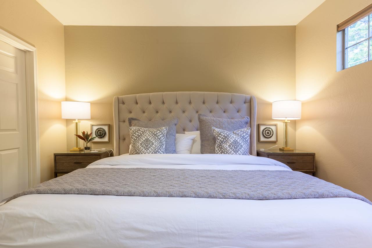 Pristine 3BR/2BA Townhouse W/ Pool And Hot Tub - thumb 5