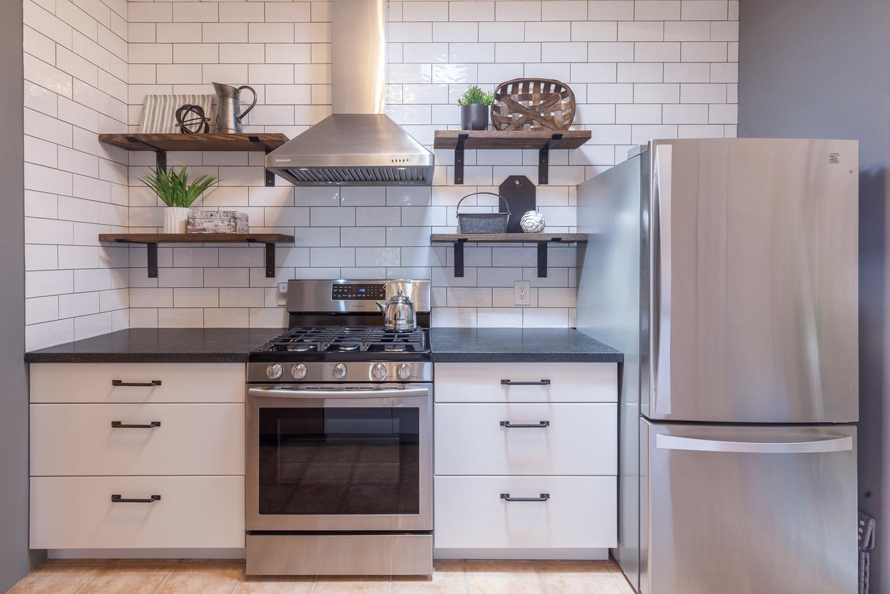 Pristine 3BR/2BA Townhouse W/ Pool And Hot Tub - thumb 2