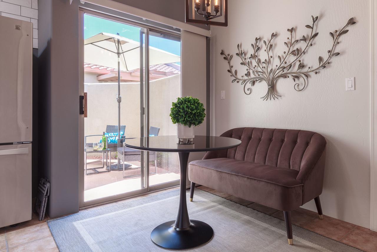 Pristine 3BR/2BA Townhouse W/ Pool And Hot Tub - thumb 4