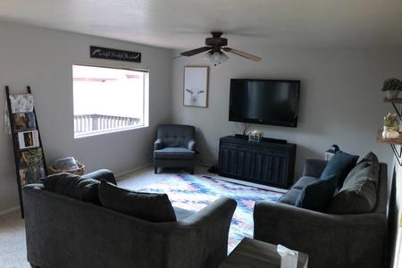 The Hilltop Retreat - thumb 5