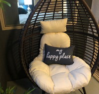 Zen Gem Getaway  Entire Apt  Workspace   KingBD - Accommodation Indiana
