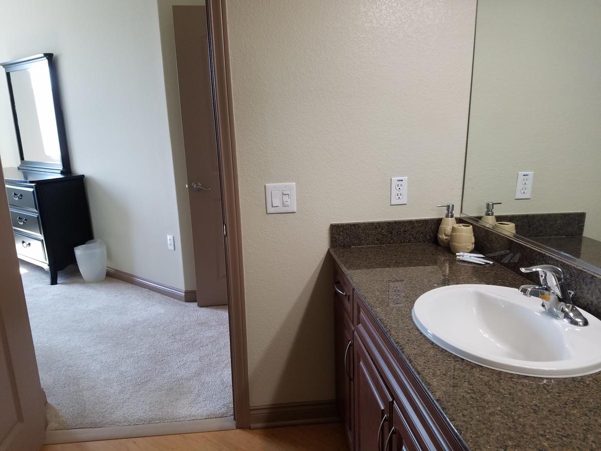 Fashion Valley Apartment A1 - thumb 20