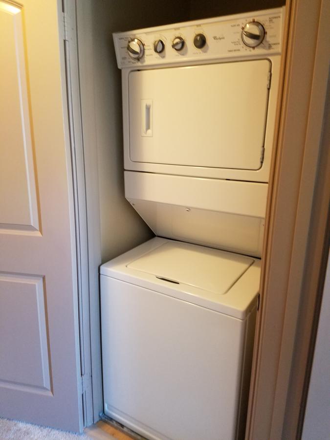 Fashion Valley Apartment A1 - thumb 2