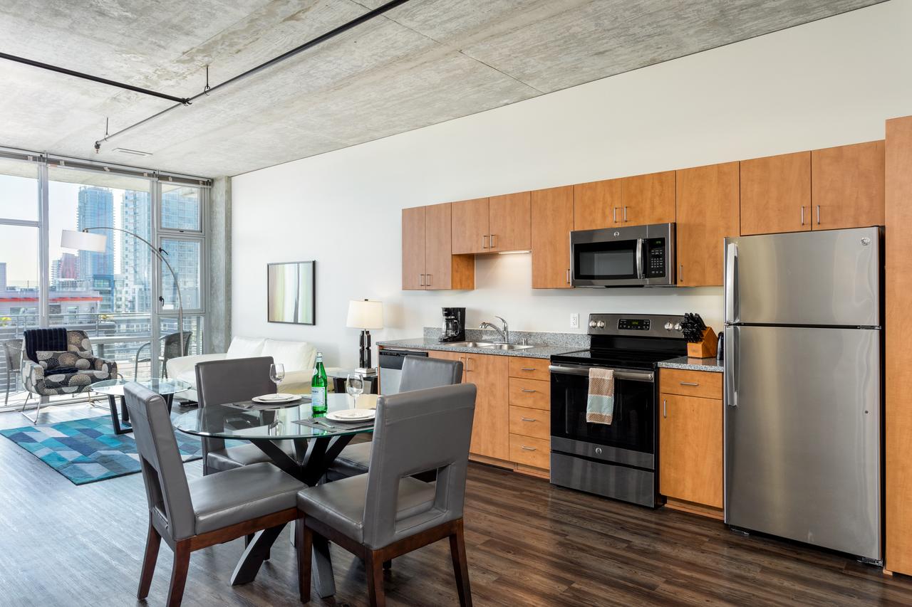 Gaslamp Apartments By Barsala - thumb 8