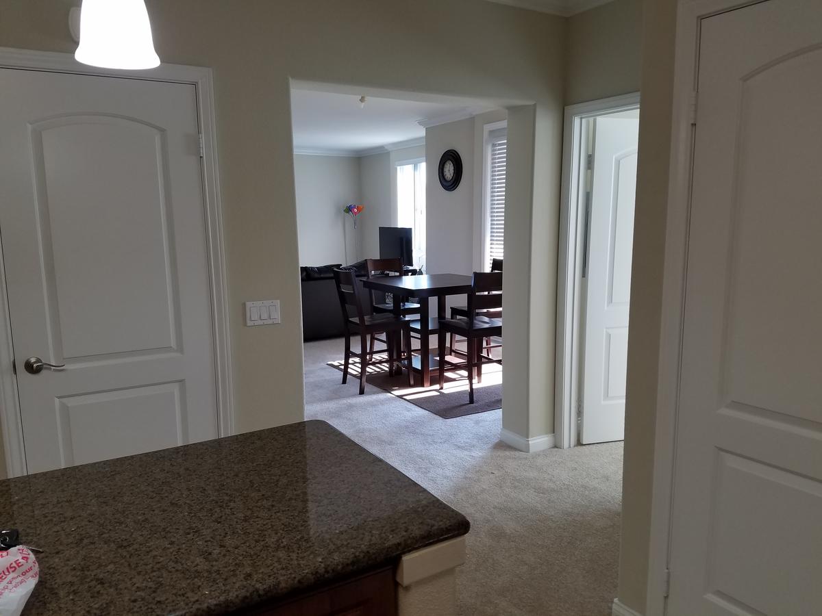 Fashion Valley Apartment D1 - thumb 10