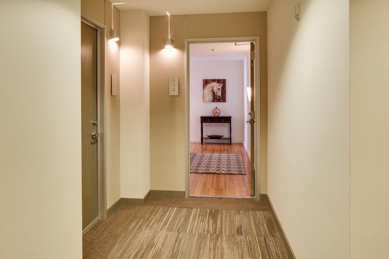 Stay Alfred On 7th Avenue - thumb 24