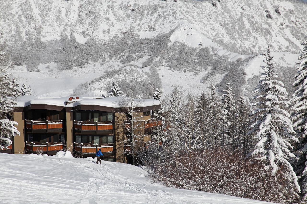 Laurelwood Condominiums, A Destination Residence - thumb 28