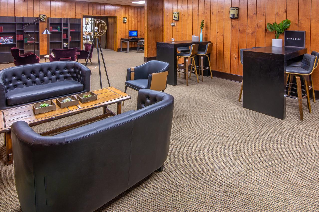 Rocky Mountain Hotel & Conference Center - thumb 36