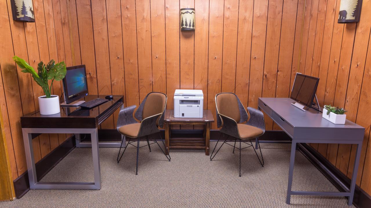 Rocky Mountain Hotel & Conference Center - thumb 39