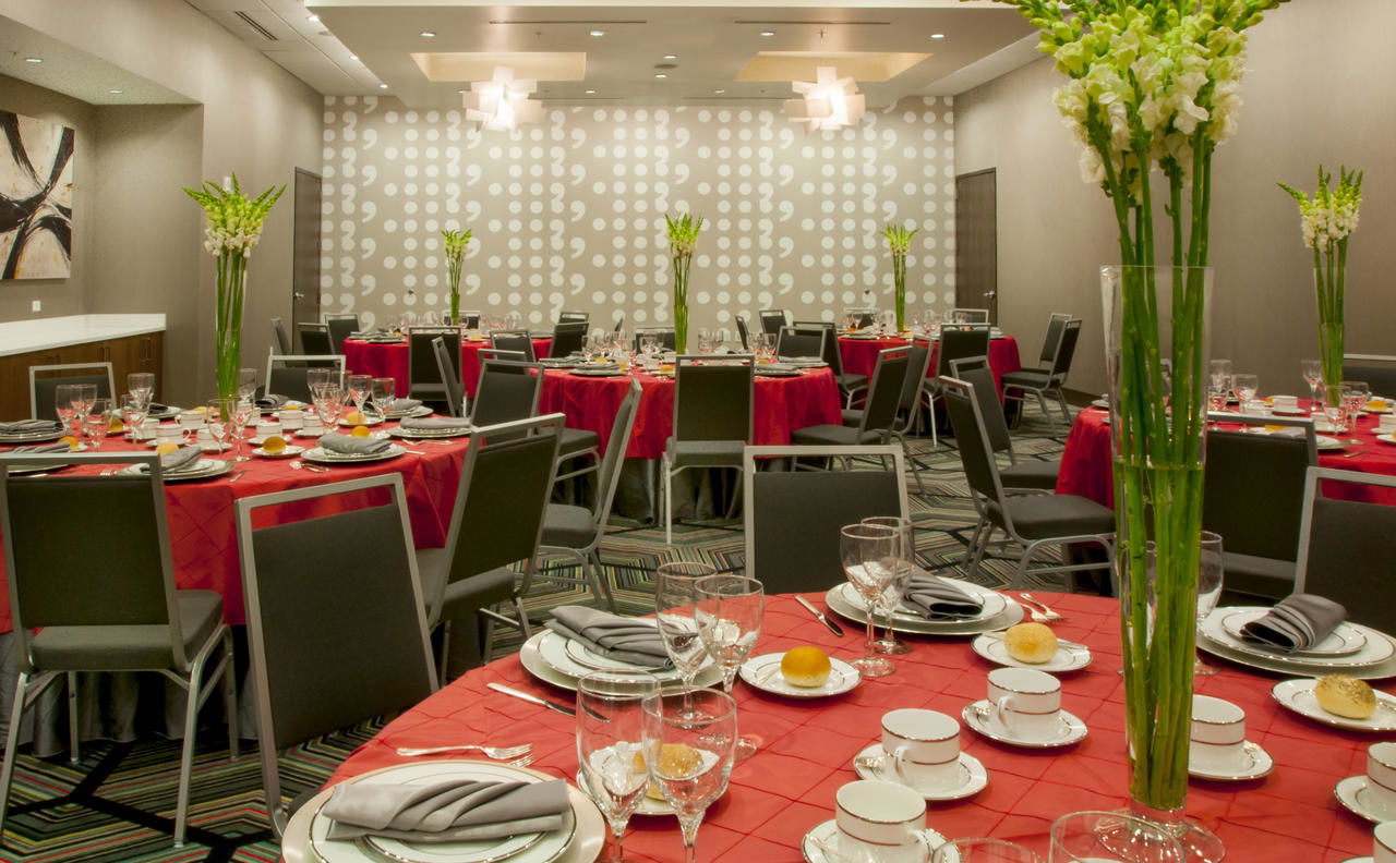 Hampton Inn & Suites Denver Downtown Convention Center - thumb 18