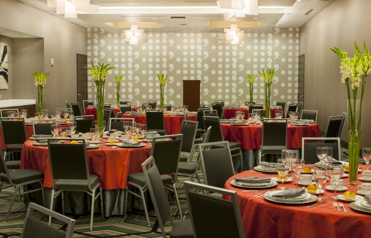 Hampton Inn & Suites Denver Downtown Convention Center - thumb 41