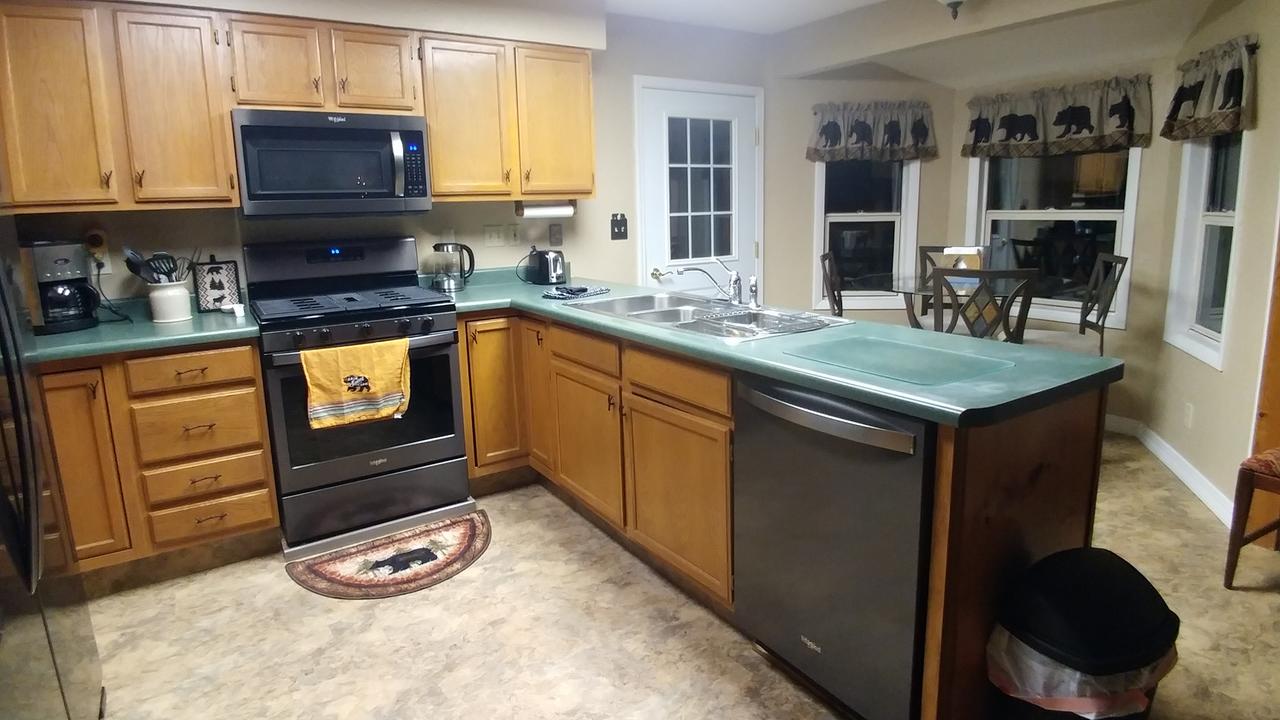 Brown Bear Cabins - thumb 9