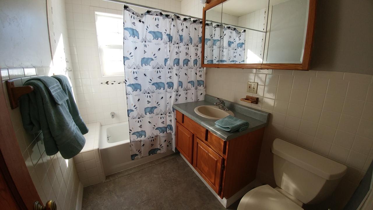 Brown Bear Cabins - thumb 7