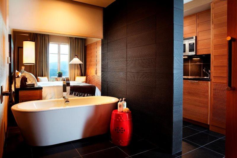 Viceroy Studio Condo, Ski-in Ski-out, 5-star, 24 Hour Check In - thumb 6