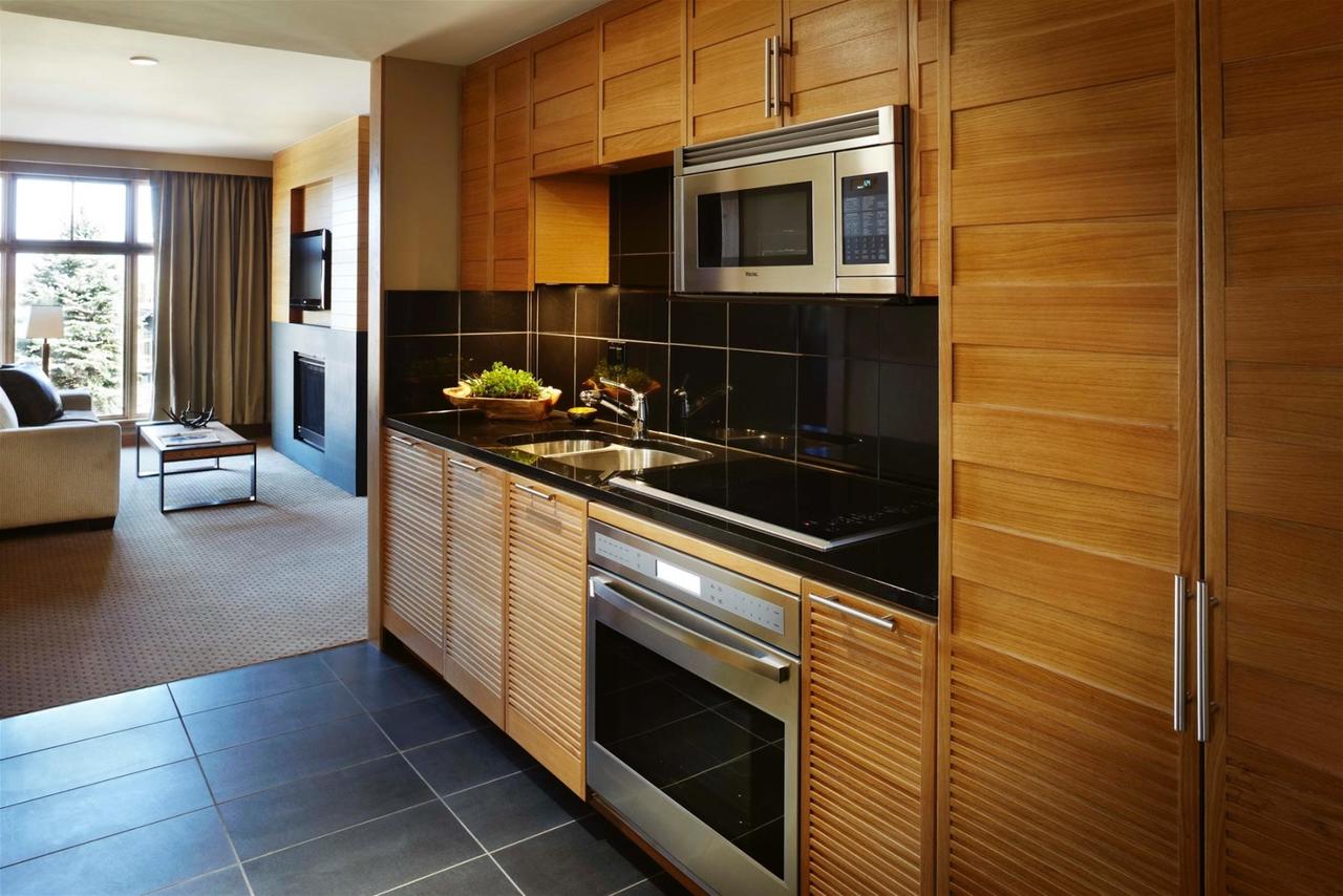 Viceroy Studio Condo, Ski-in Ski-out, 5-star, 24 Hour Check In - thumb 0