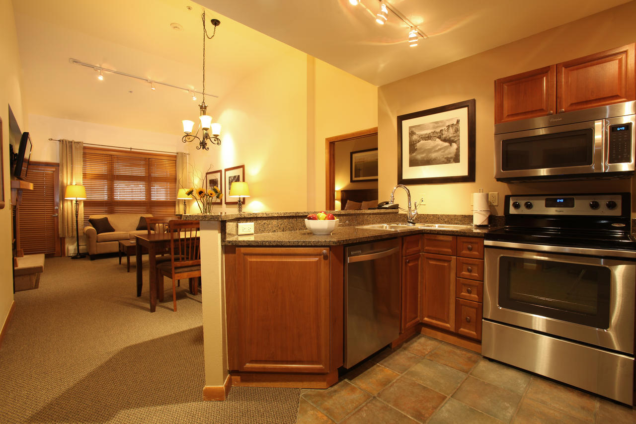 Zephyr Mountain Lodge - thumb 33