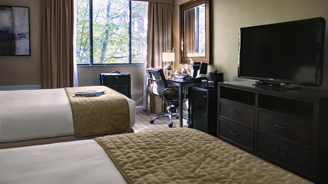 Ethan Allen Hotel - thumb 14