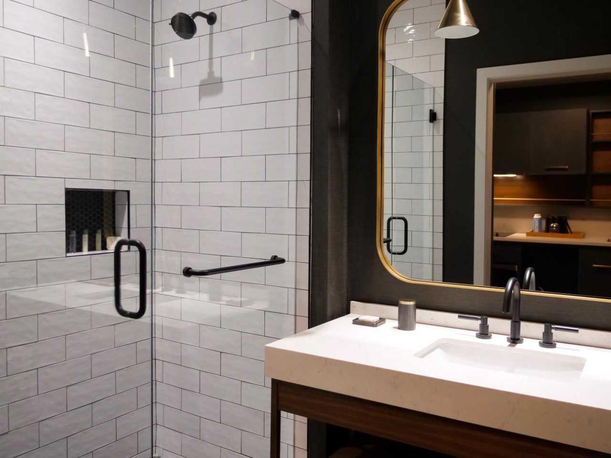 The Blake Hotel - thumb 15