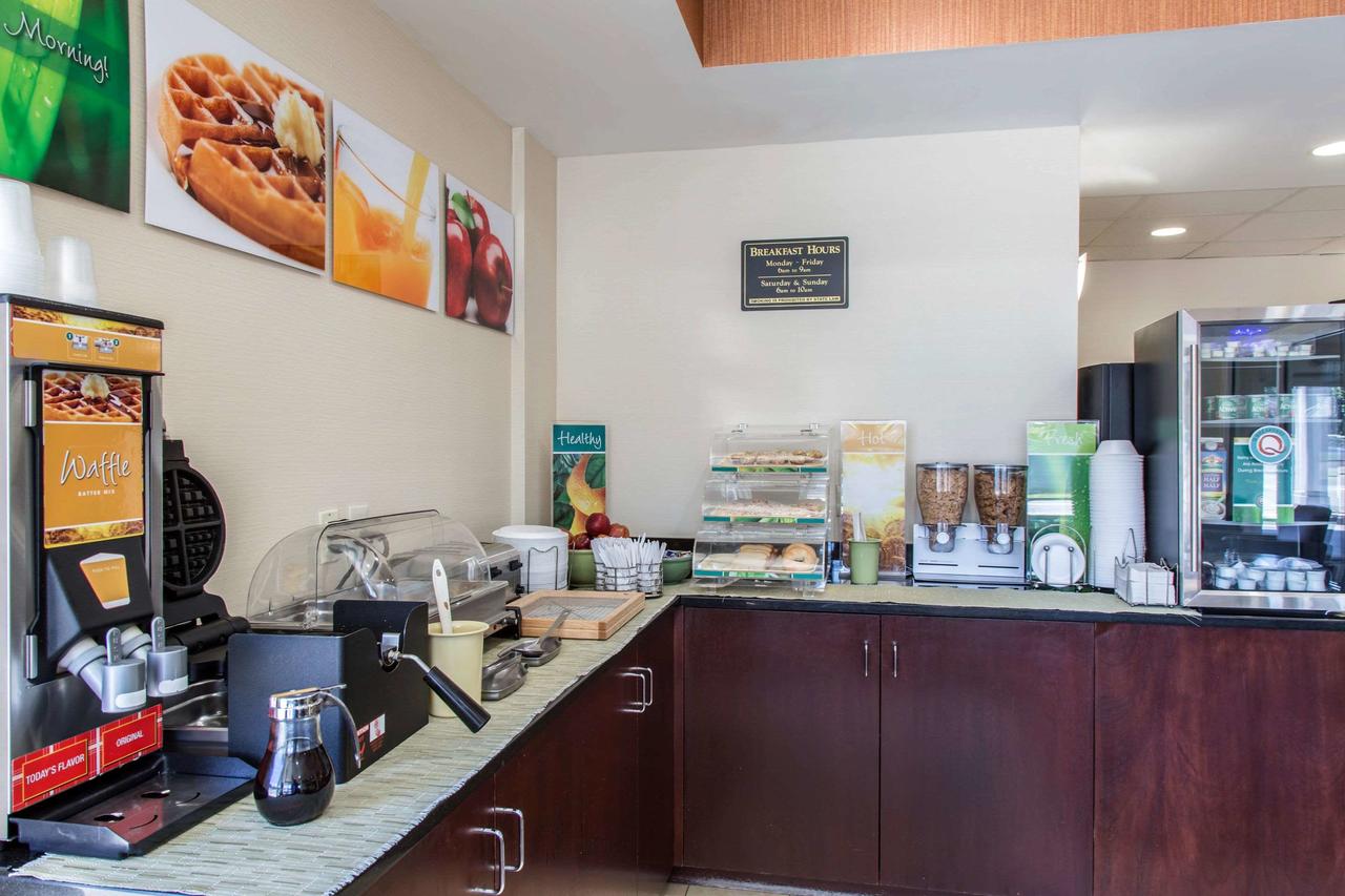 Quality Inn & Suites Danbury Near University - thumb 13