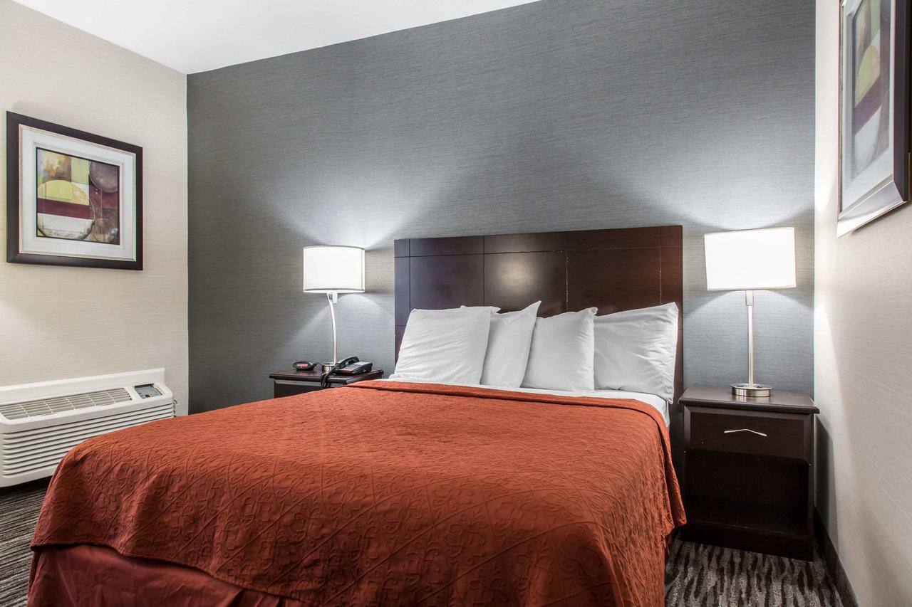 Quality Inn & Suites Danbury Near University - thumb 18