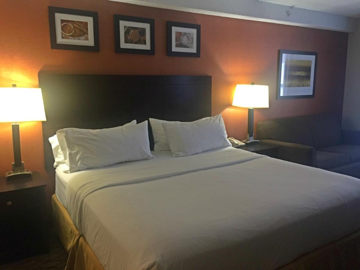 Holiday Inn Express Danbury I-84 - thumb 22