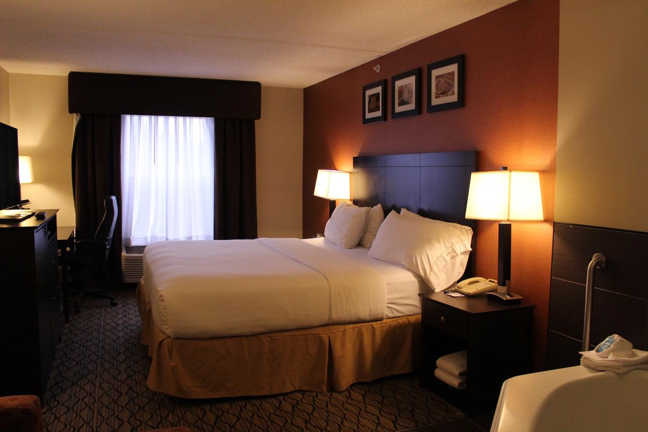 Holiday Inn Express Danbury I-84 - thumb 6