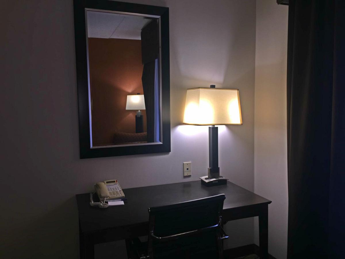 Holiday Inn Express Danbury I-84 - thumb 17