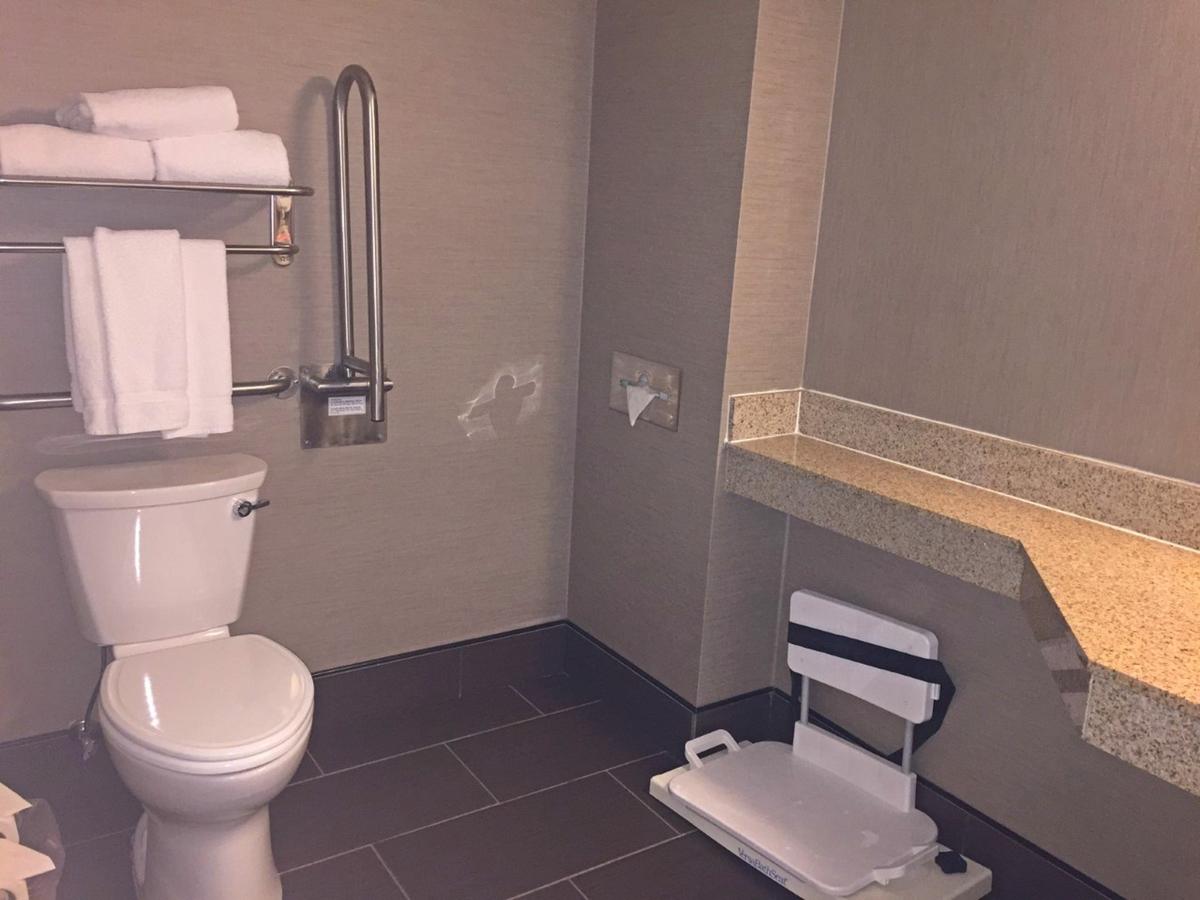 Holiday Inn Express Danbury I-84 - thumb 25