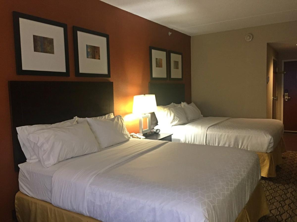 Holiday Inn Express Danbury I-84 - thumb 5