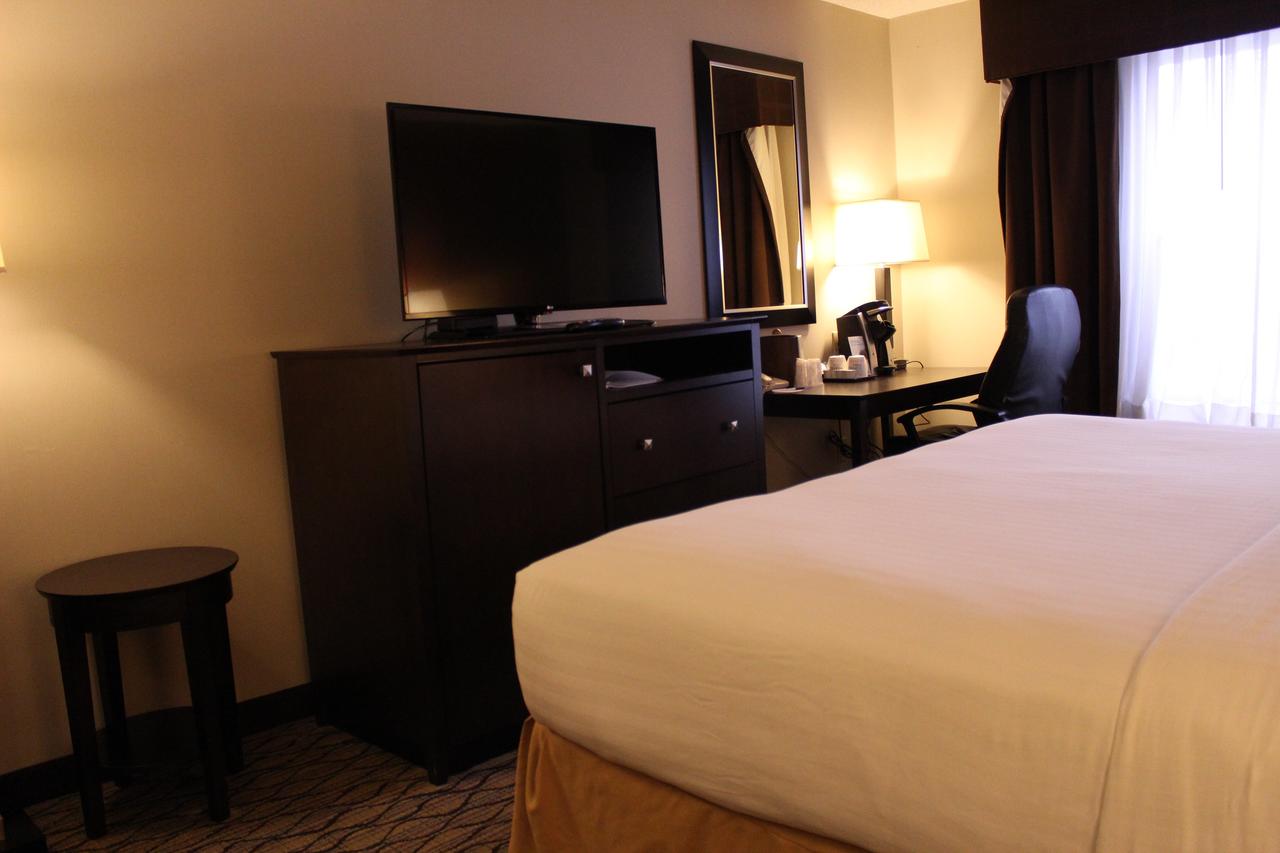 Holiday Inn Express Danbury I-84 - thumb 10