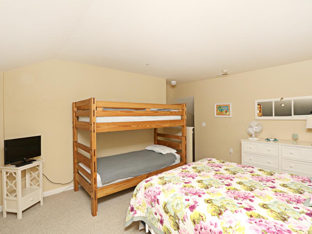 112F Willow Oak Avenue Condo - thumb 5
