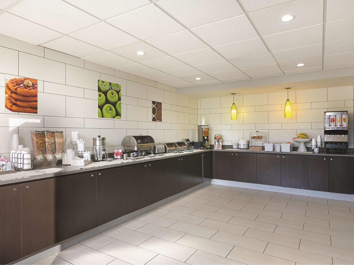 La Quinta Inn By Wyndham Jupiter - thumb 8