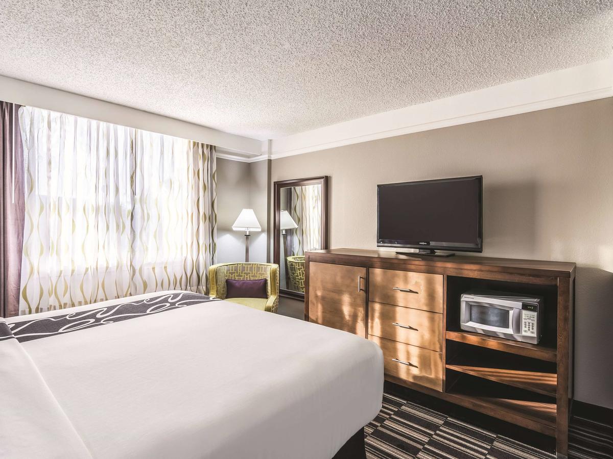 La Quinta Inn By Wyndham Jupiter - thumb 12