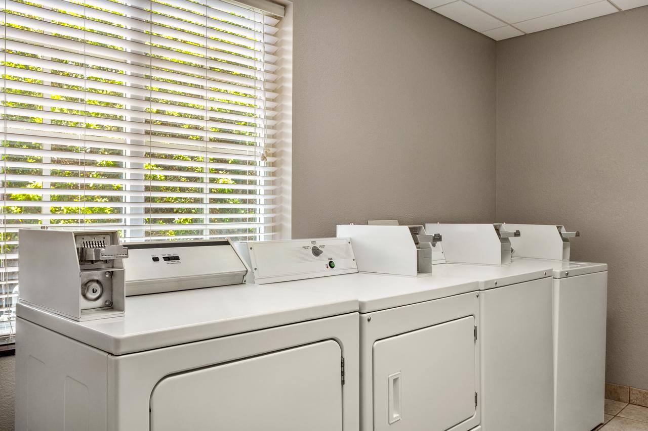 La Quinta By Wyndham Port Charlotte - thumb 29