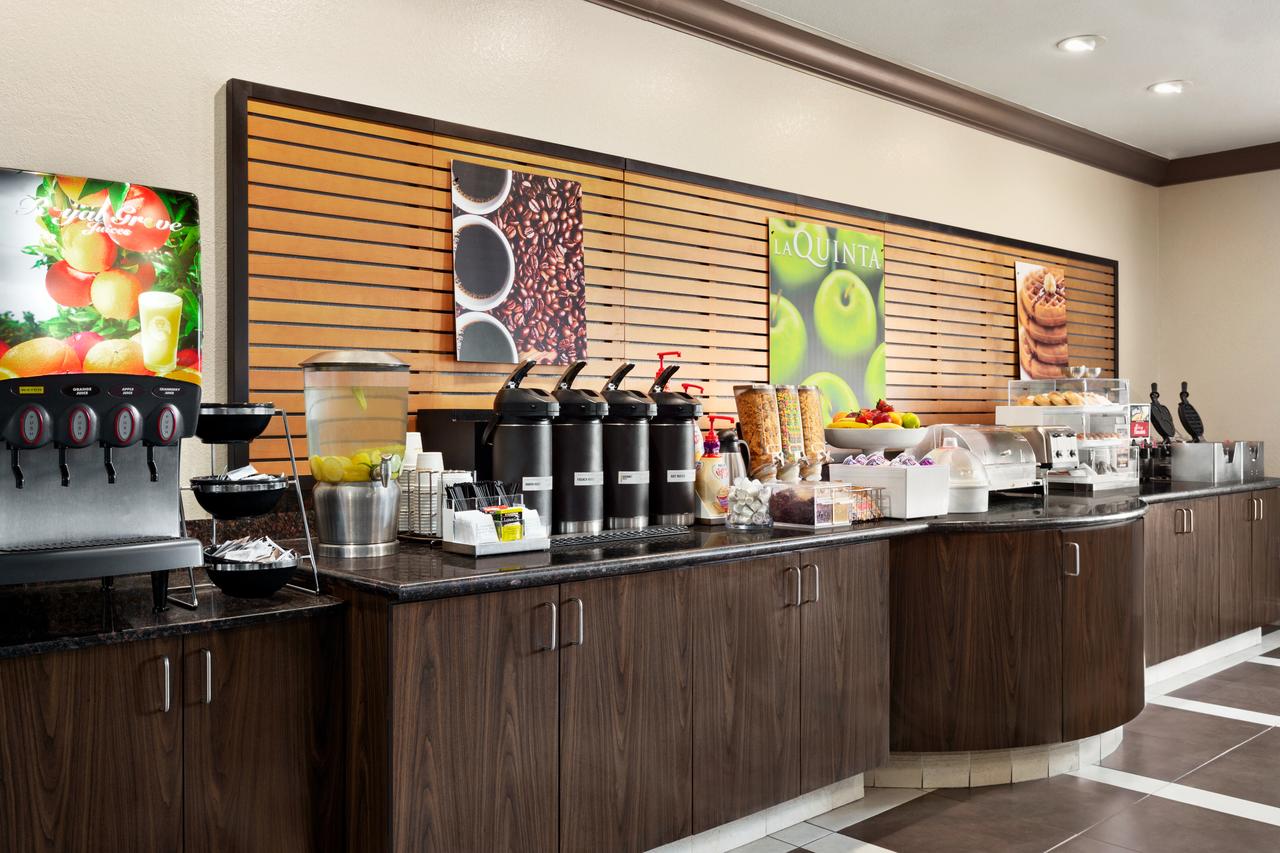 La Quinta By Wyndham Port Charlotte - thumb 12