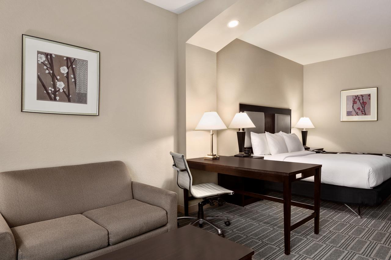 La Quinta By Wyndham Port Charlotte - thumb 25