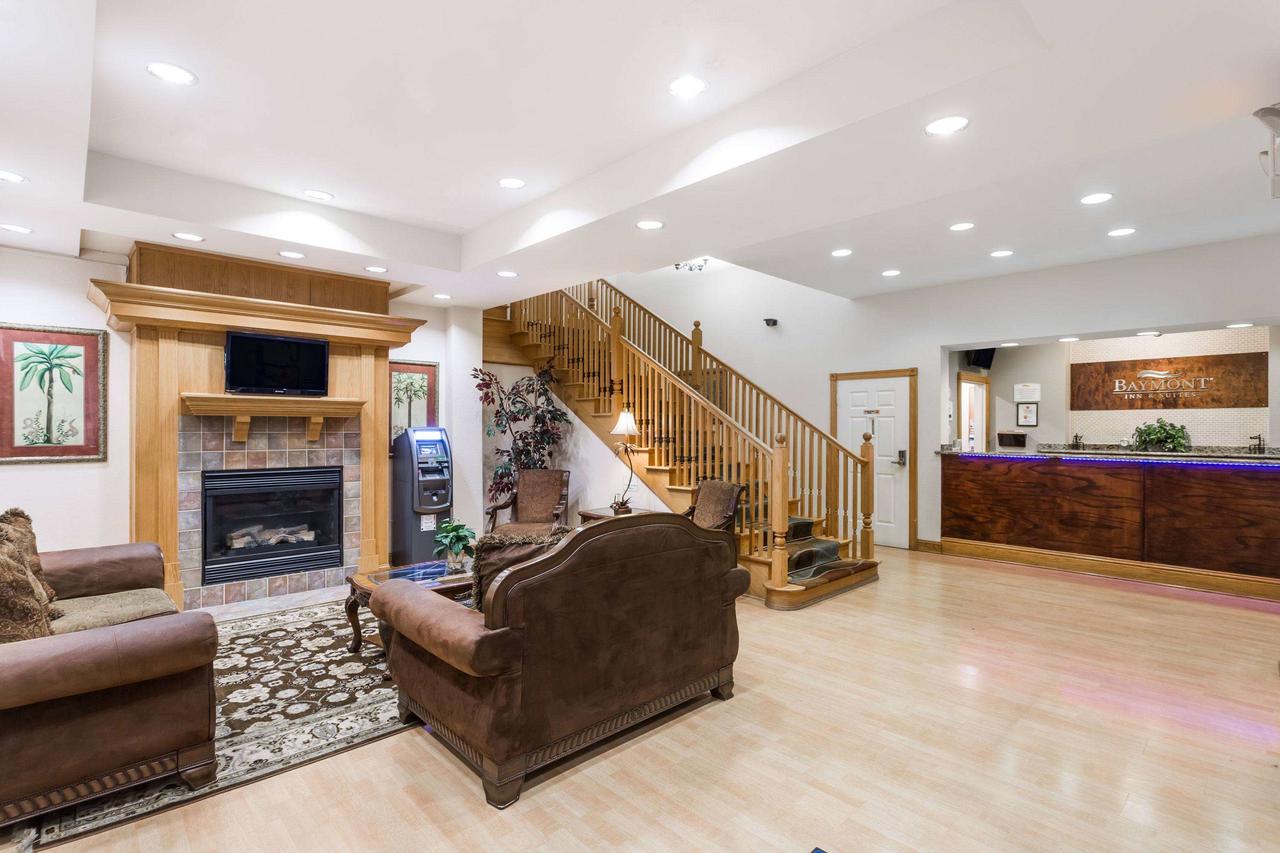 Baymont By Wyndham Fort Myers Airport - thumb 39