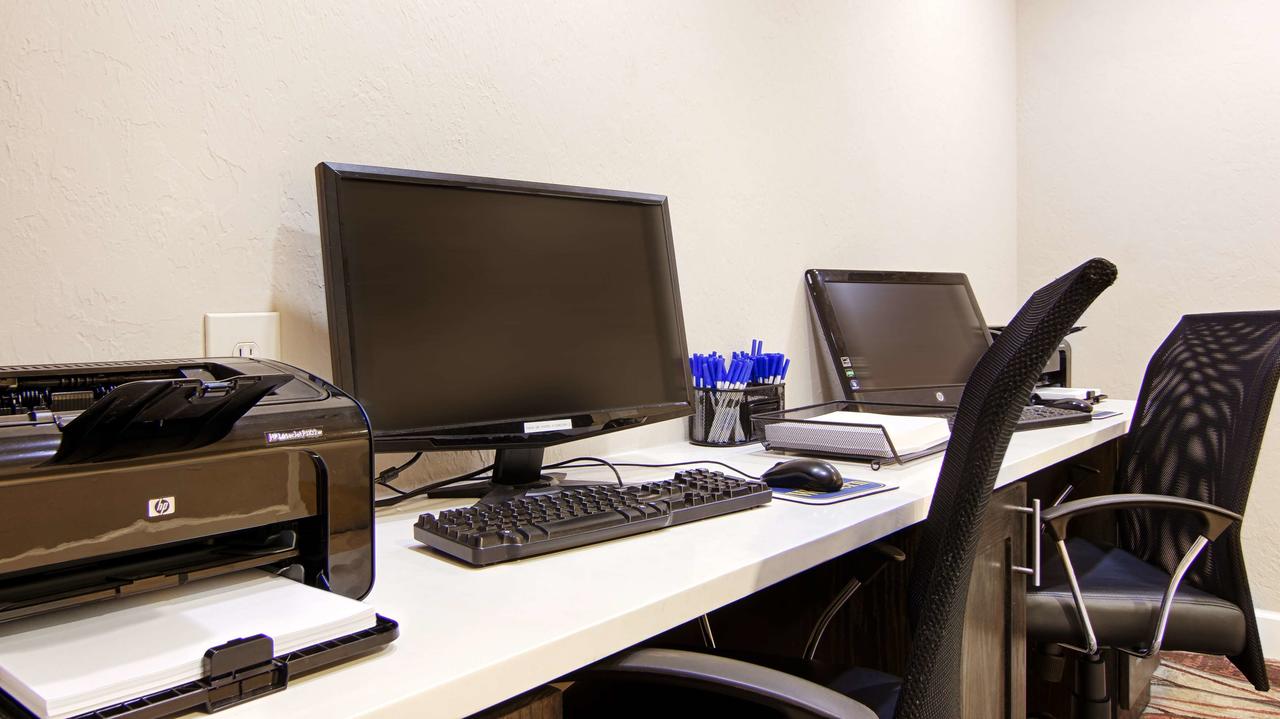 Best Western Airport Inn - thumb 20