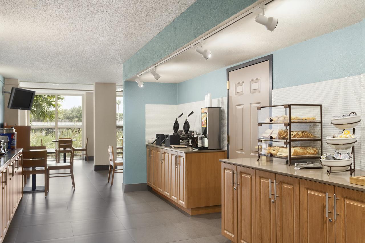 Country Inn & Suites By Radisson, Miami (Kendall), FL - thumb 7