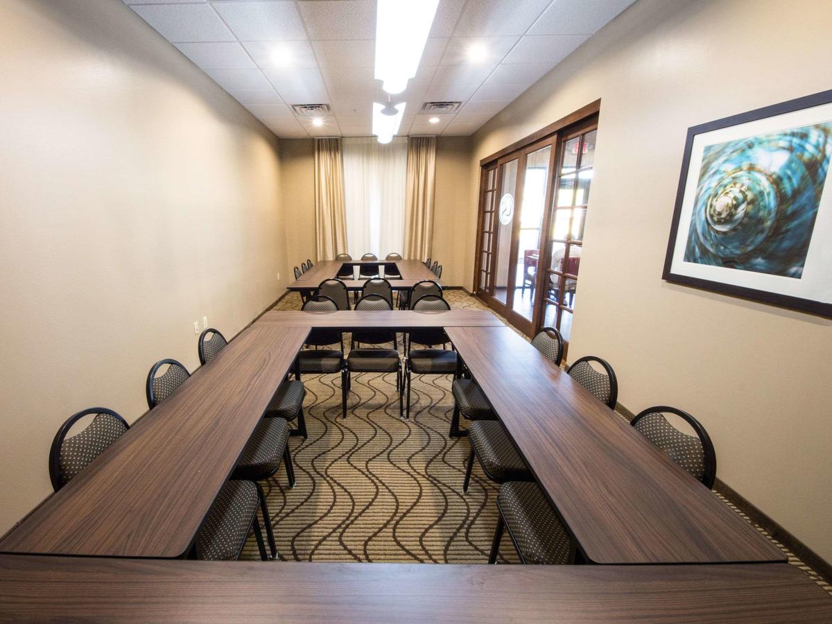 Comfort Suites Near Rainbow Springs Dunnellon - thumb 14