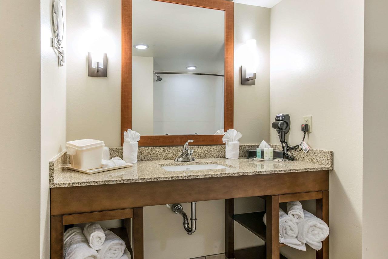 Comfort Suites Near Rainbow Springs Dunnellon - thumb 32